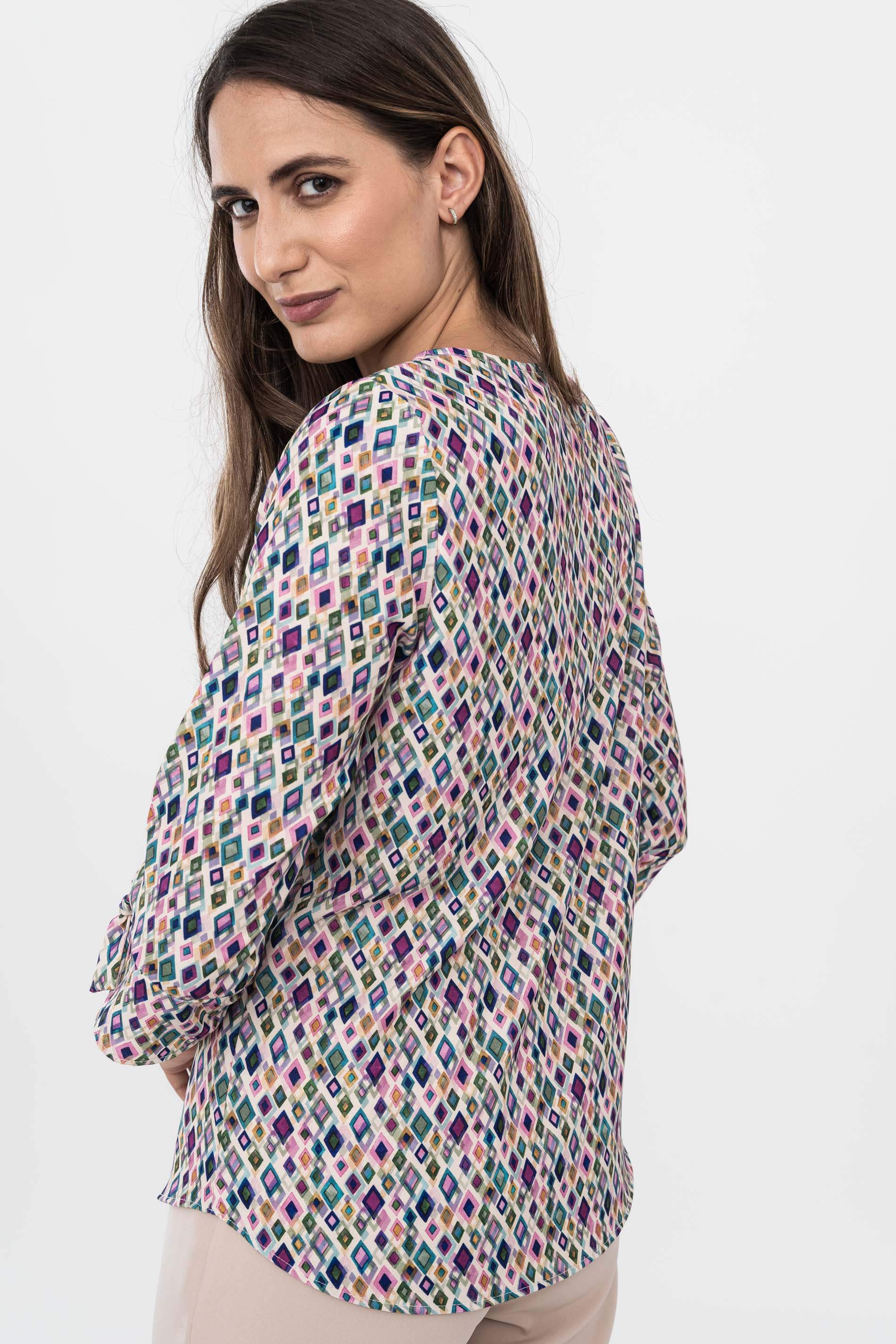 BLUSA ESTAMADO ROMBOS COLOR