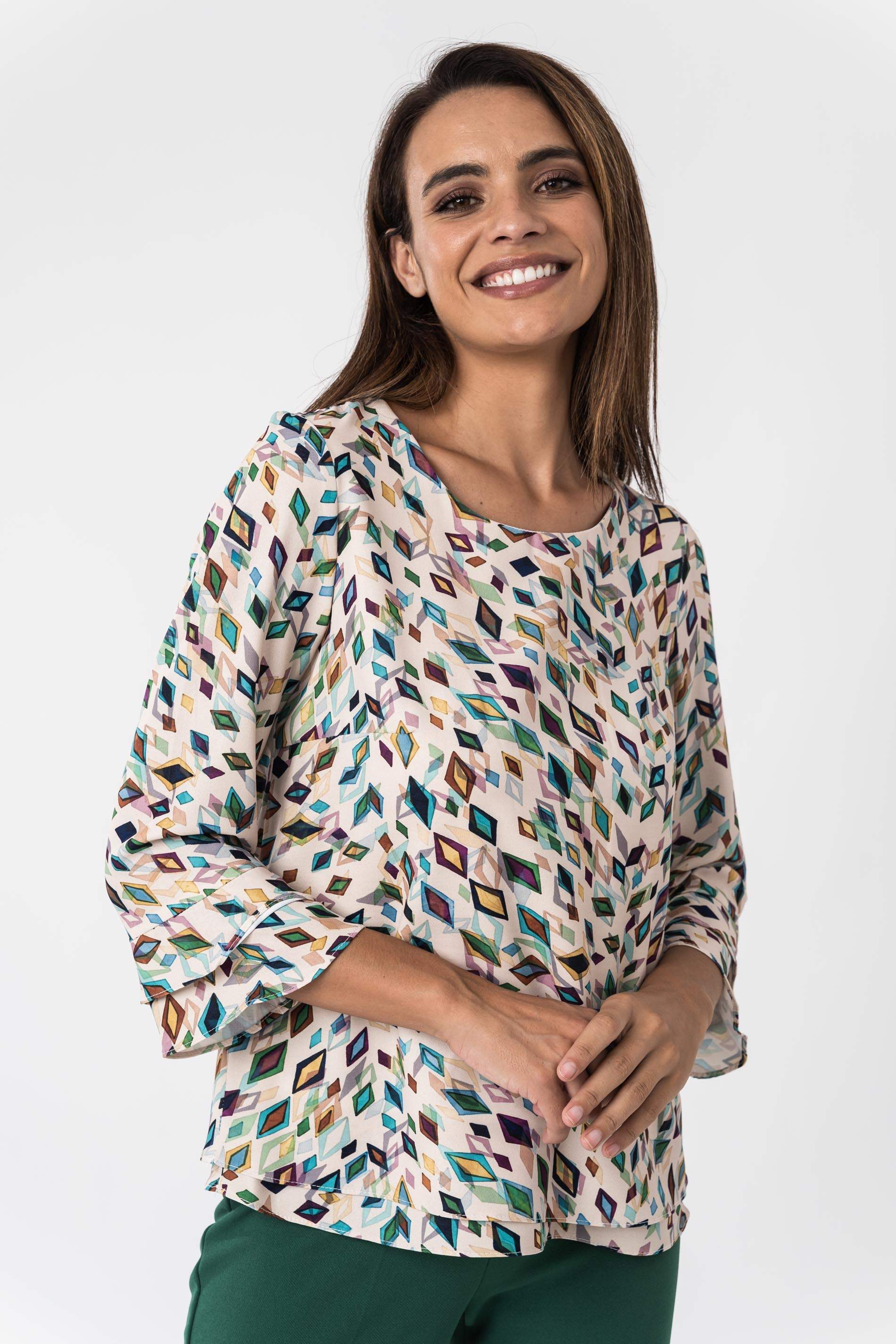 BLUSA DOBLE CAPA ROMBOS COLOR 