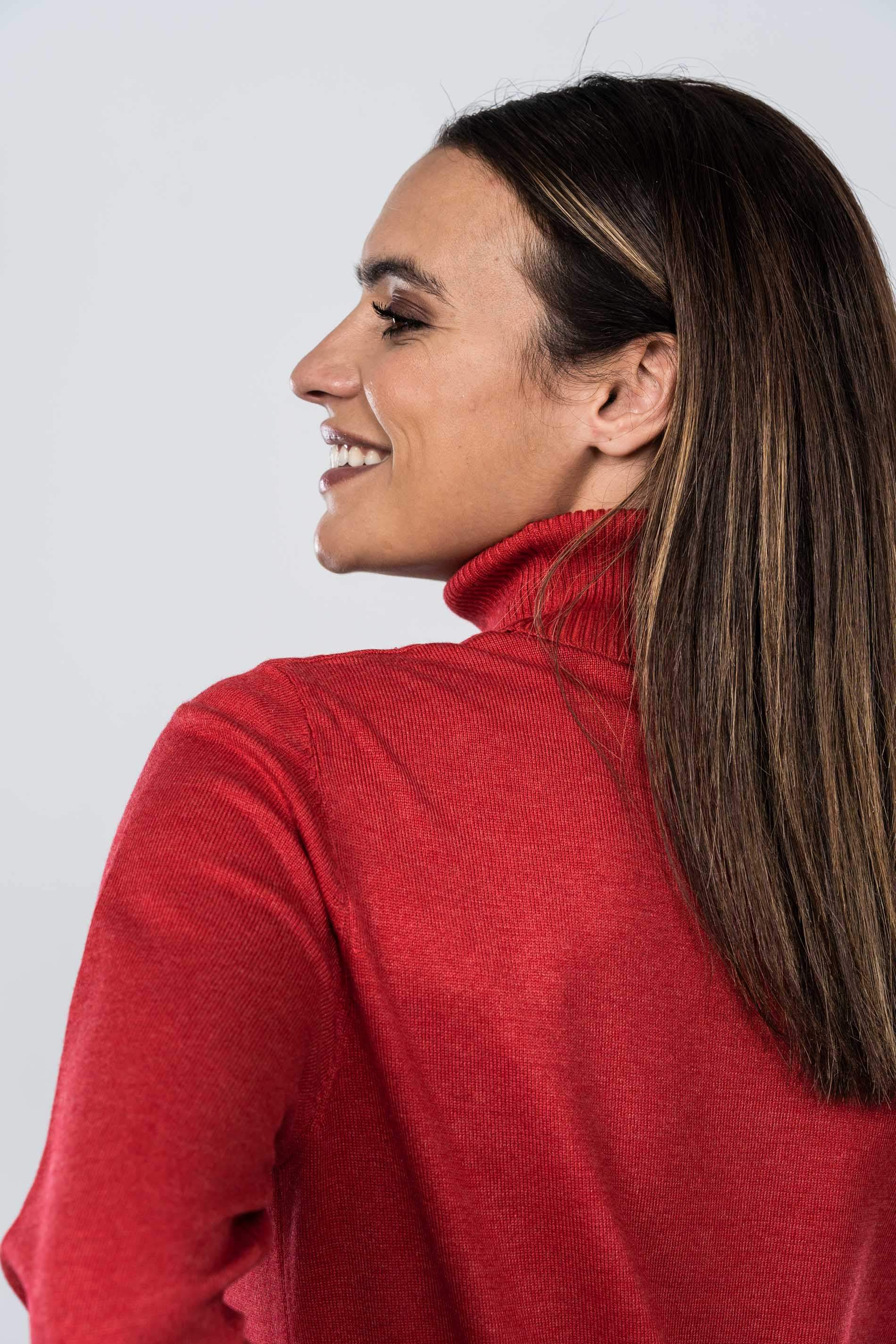 JERSEY CUELLO CISNE ROJO