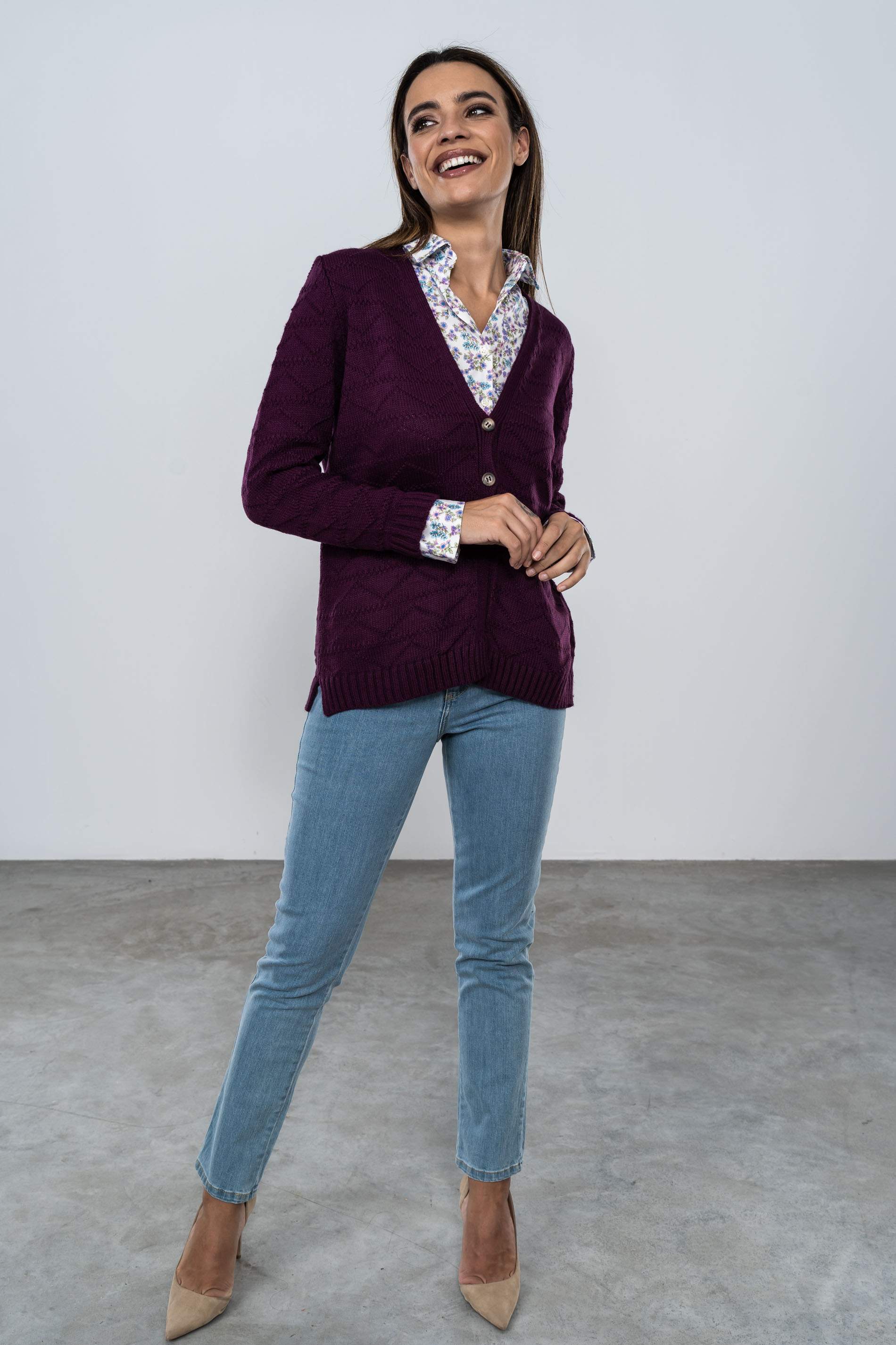 CHAQUETA DISEÑO ZIG ZAG DOS BOTONES MORADO
