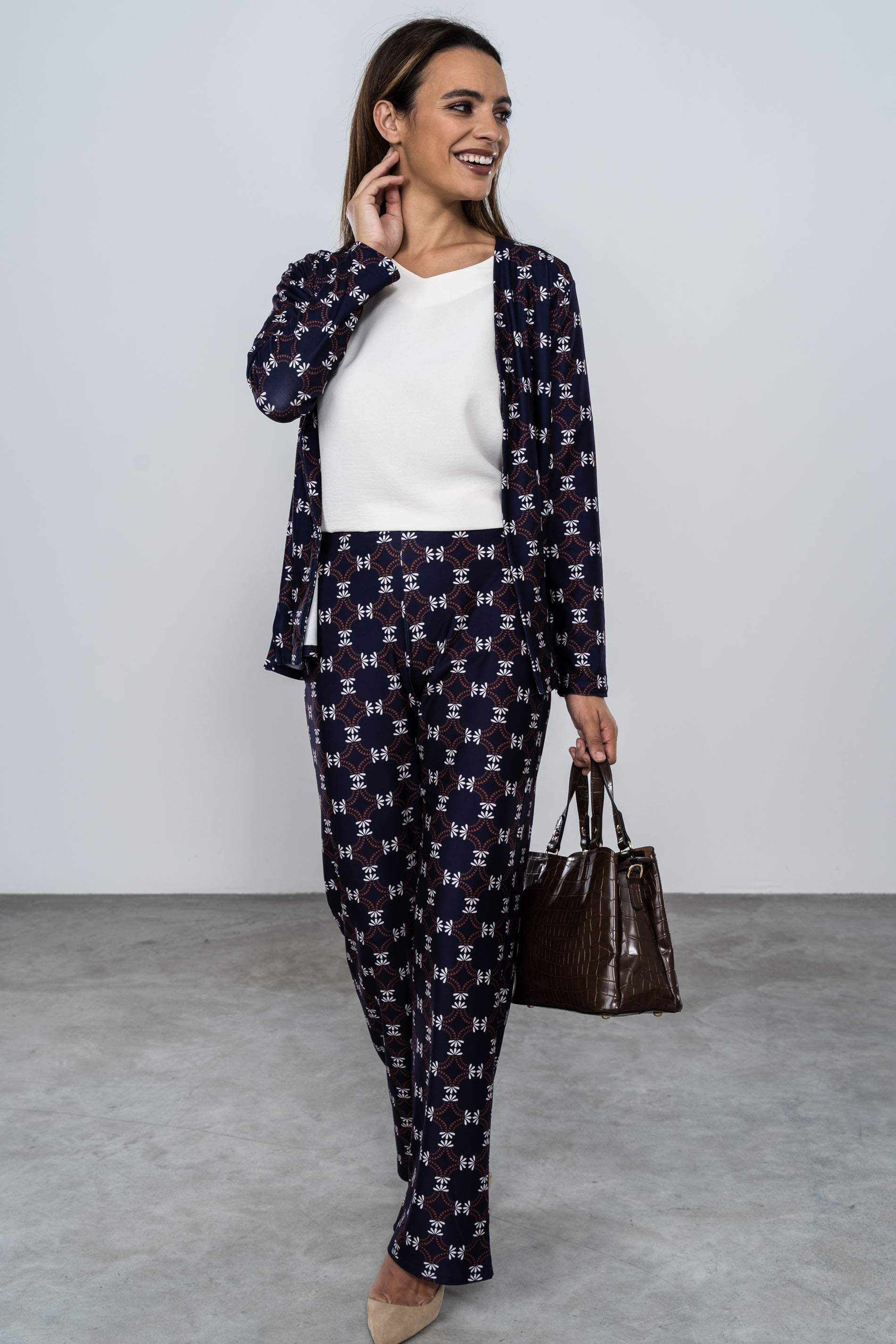 PANTALON CIRCULOS HOJAS